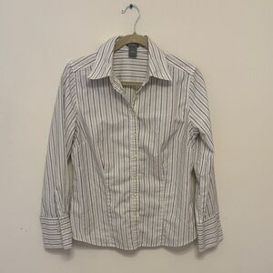 Ann Taylor Striped Button-Up Shirt size10 office meeting business casual simple